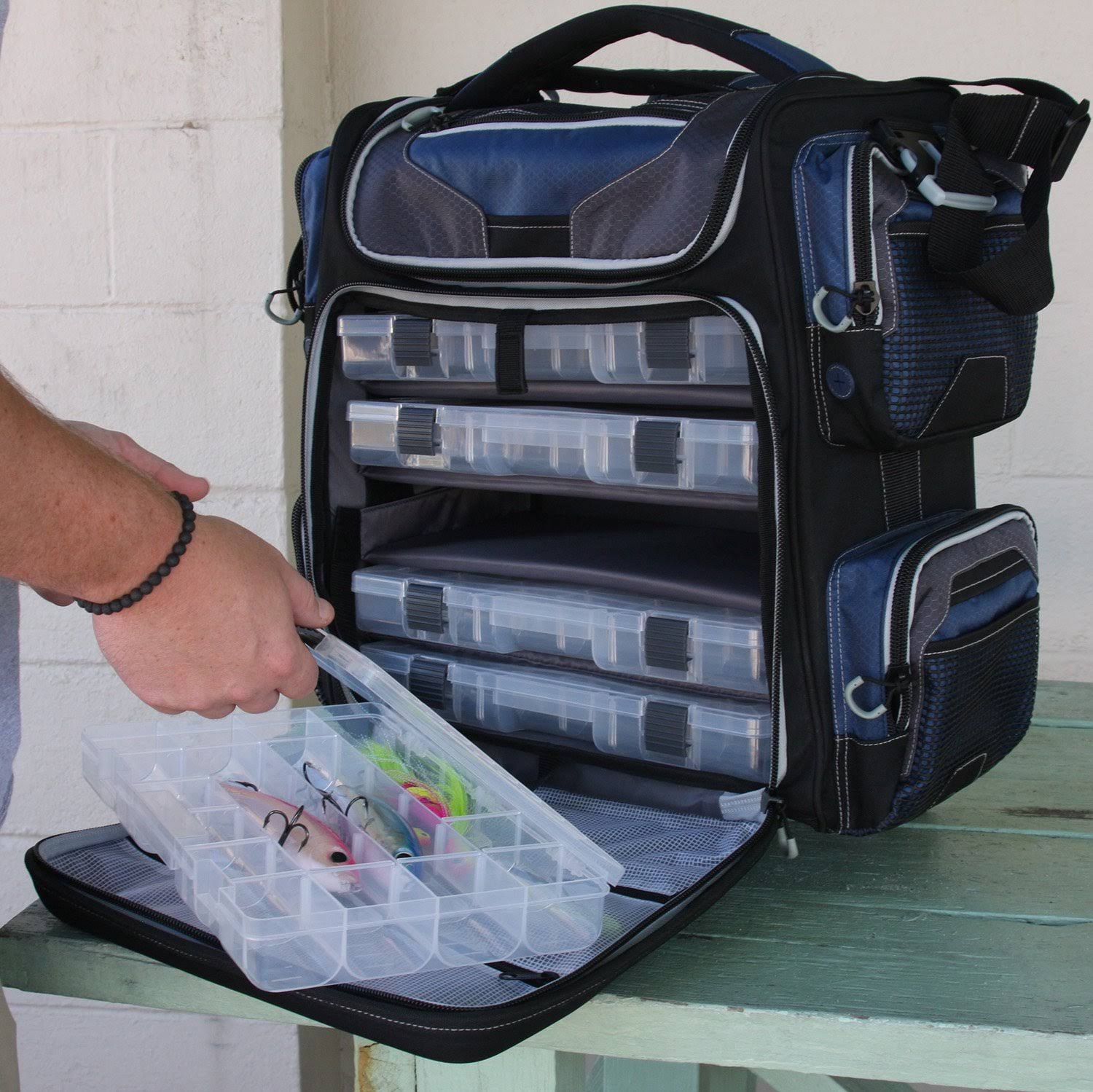 Rolling Tackle Bag with 5 3700 Trays Q509419