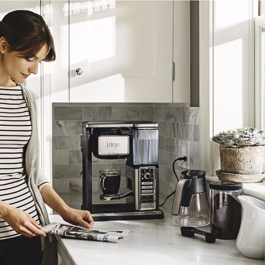 10-Cup Black Stainless Coffee Brewer with Glass Carafe A5603