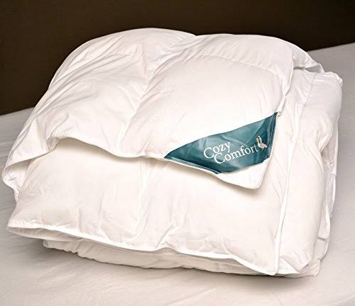 White 120 inch x 98 inch Down Alternative Comforter M6418