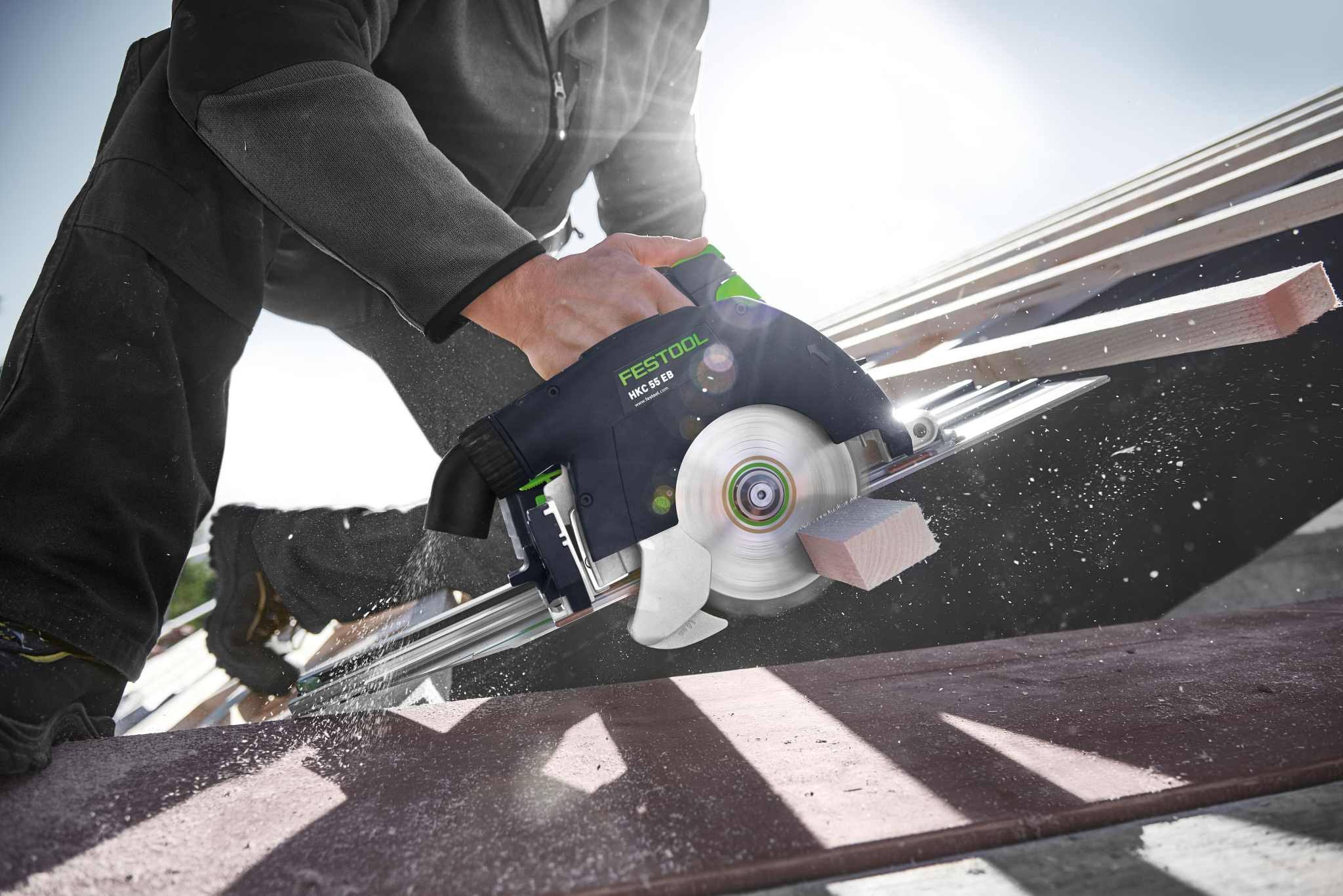 Cordless Carpentry Saw Y9206