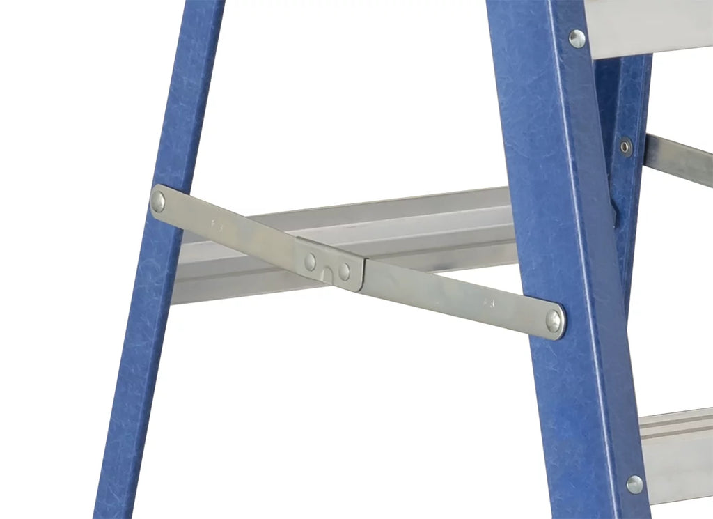 6 ft Fiberglass Step Ladder L877450