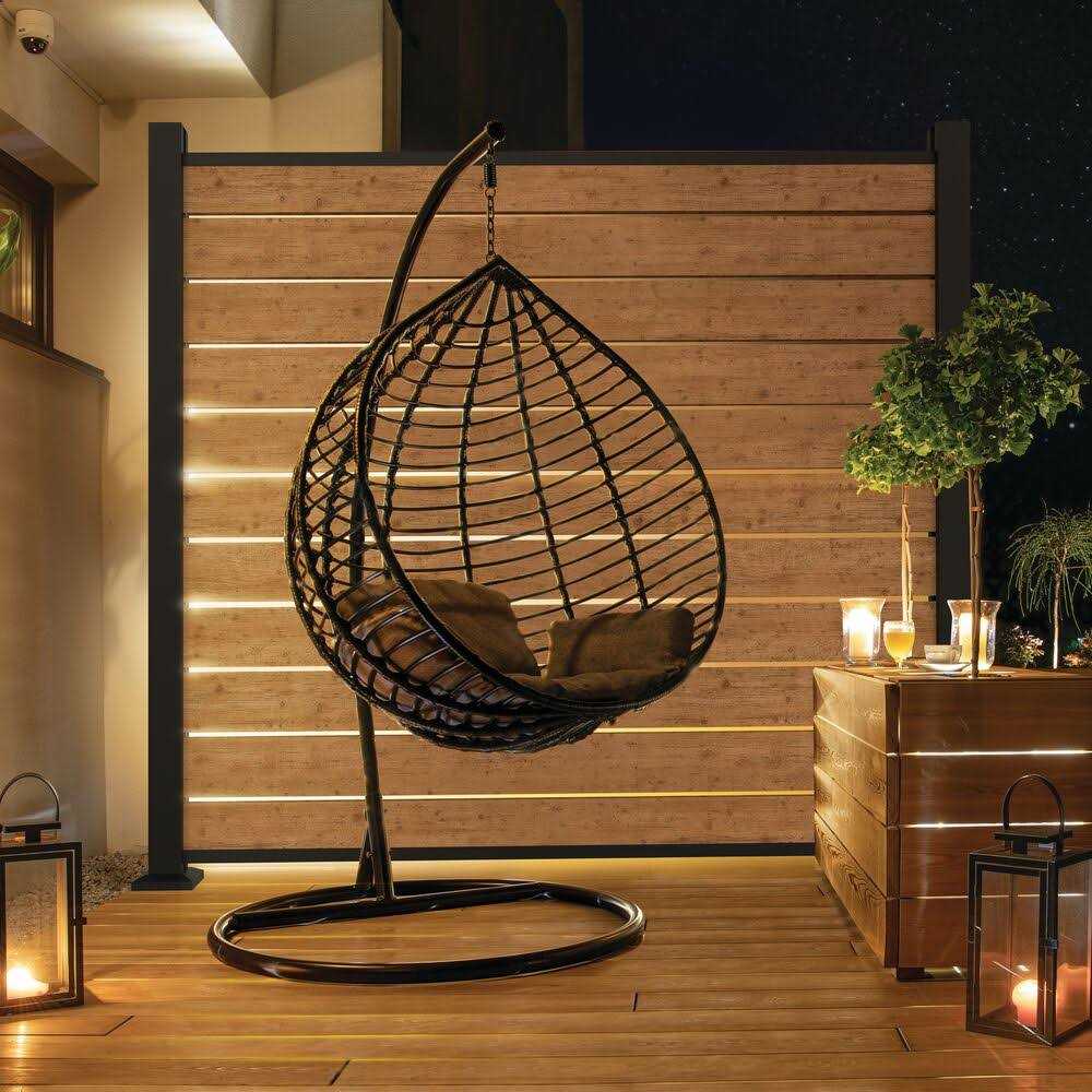 Matte Black Aluminum Privacy Fence Rail G31751
