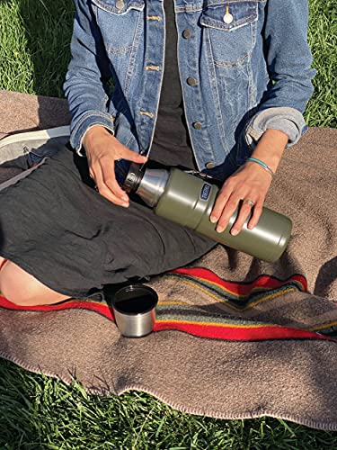 40 Ounce Stainless Steel Vacuum-Insulated Beverage Bottle D26363