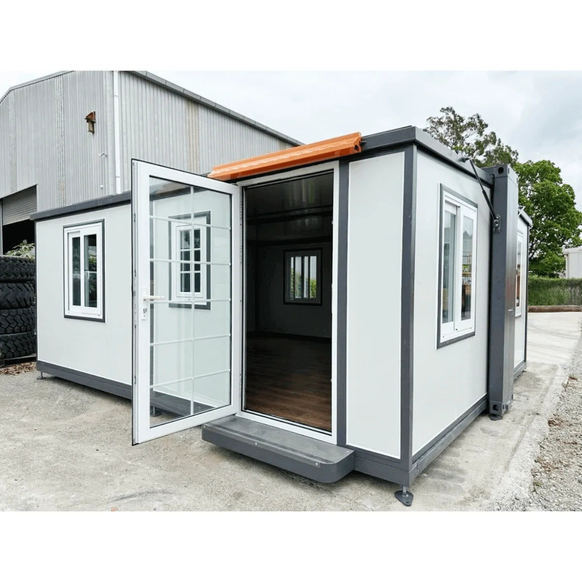 Expandable Prebuilt Home U774