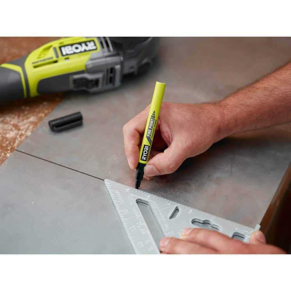 Universal Mobile Miter Saw Stand with Mounting Braces E939804
