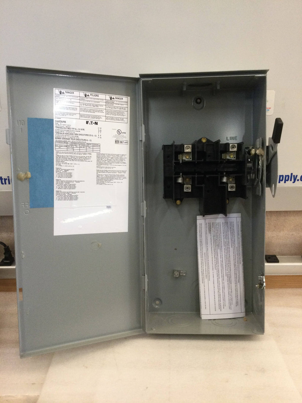 General Duty Non-Fusible Safety Switch M91051